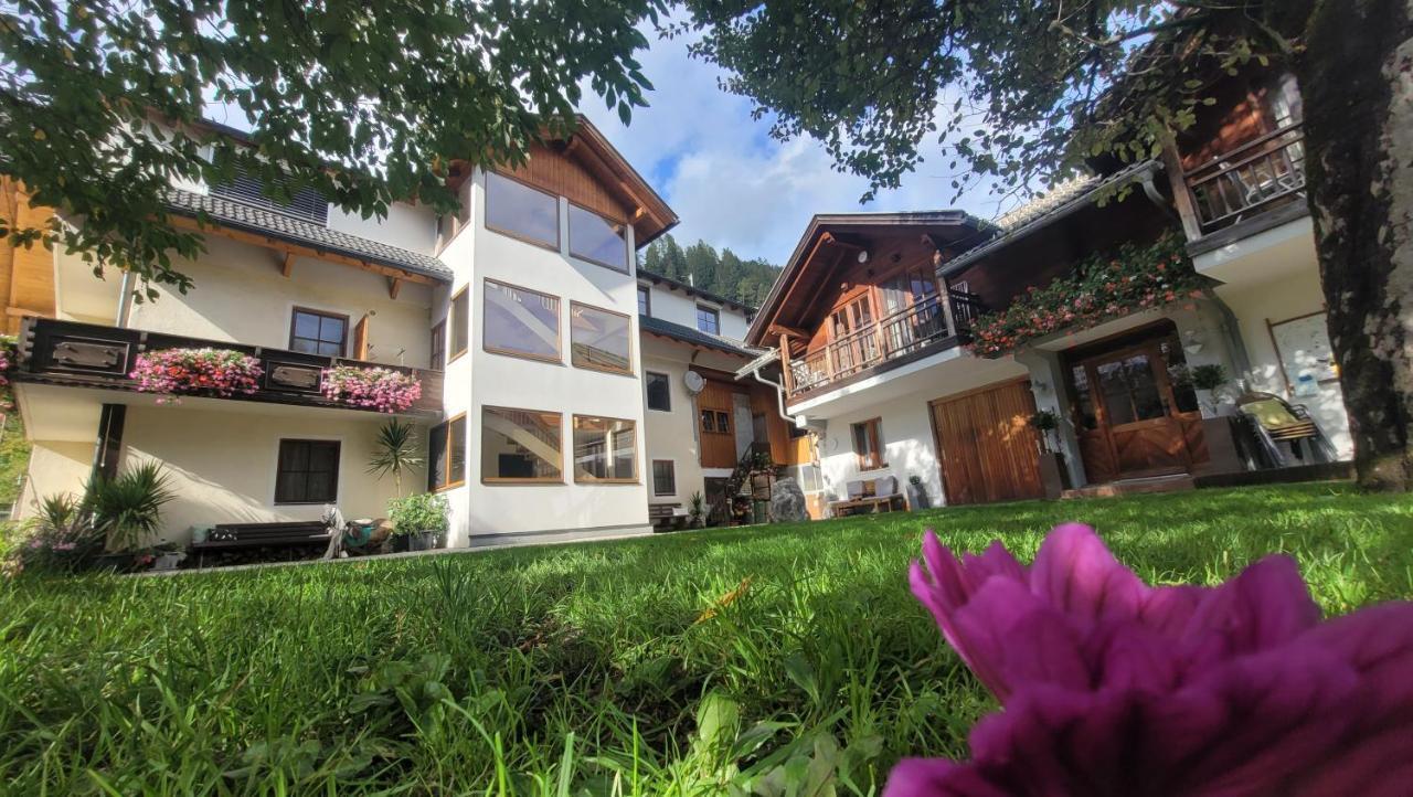 Knaller Der Reiterbauernhof Reisach Esterno foto