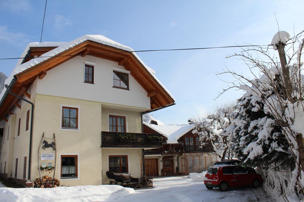 Knaller Der Reiterbauernhof Reisach Esterno foto